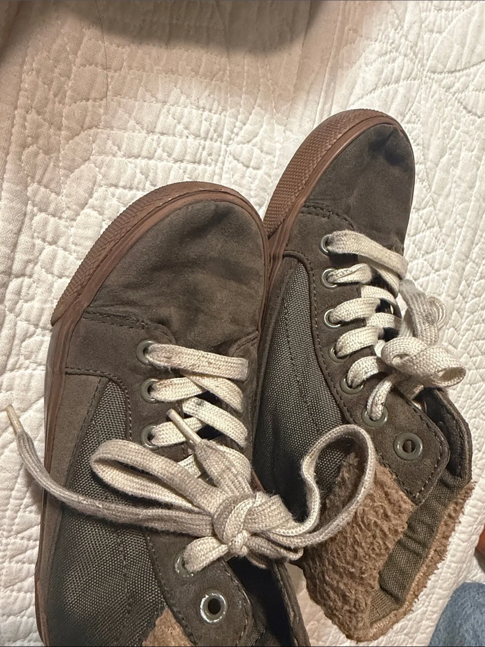 Old Navy Olive Green Kids High-Top Boots with Cream Laces